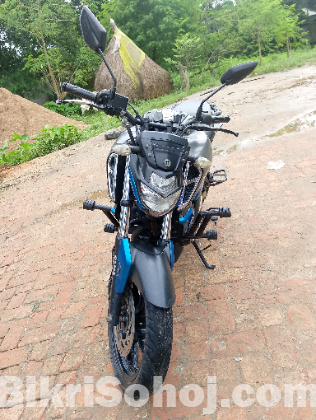 Yamaha FZ V3